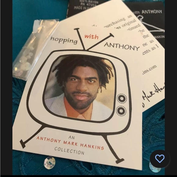 Shopping with Anthony Women’s Top Tunic Embroidered Sequined Lon Sleeves Size 1X - Picture 12 of 12